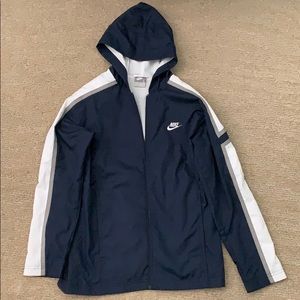 Junior’s Large Nike Windbreaker